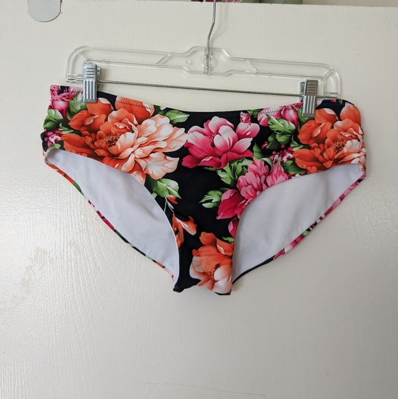 🛍️3 for $10 Size XL floral bikini bottom, brand unknown - Picture 1 of 3